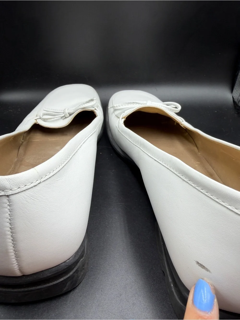 Cloud Nine West Women’s White Leather Bow Loafers